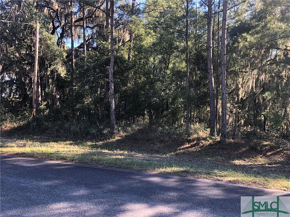 2nd image of 301 Trade Hill Rd
