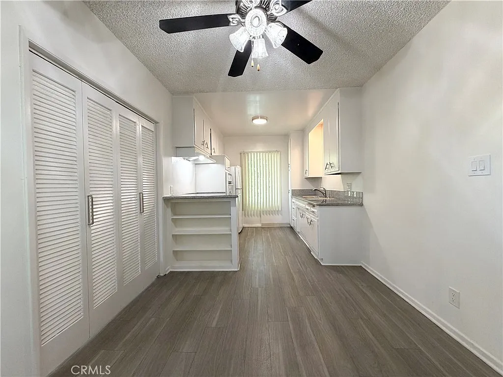 2 bed, 2.5 bath, 1500 sqft, $2,495 — Photo 4