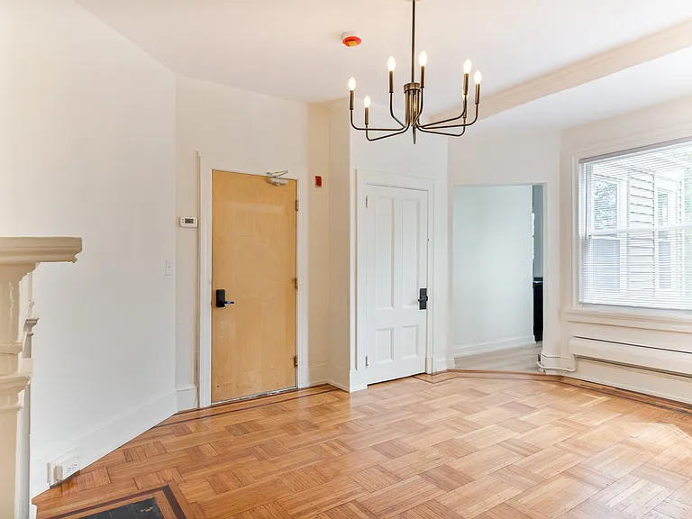 169 Waterman St #2 — Photo 3