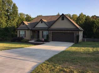 125 Blake Garrison Dr, Roebuck, SC 29376