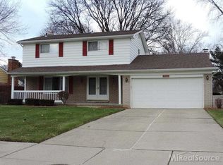 19500 Cherry Hill St, Southfield, MI 48076