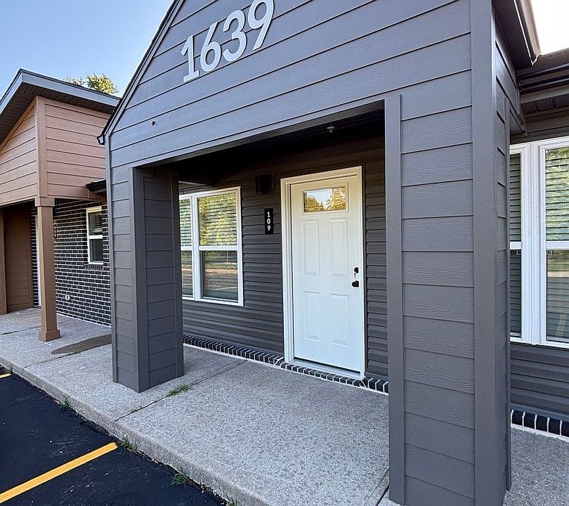 1st image of 1639 Arkansas St #109