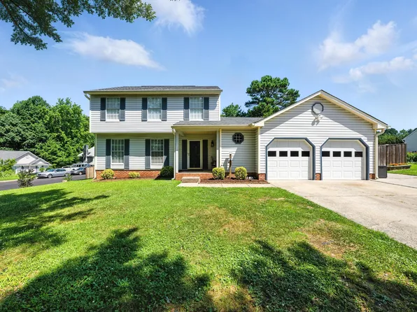 1 Saturn Ct, Durham, NC 27703