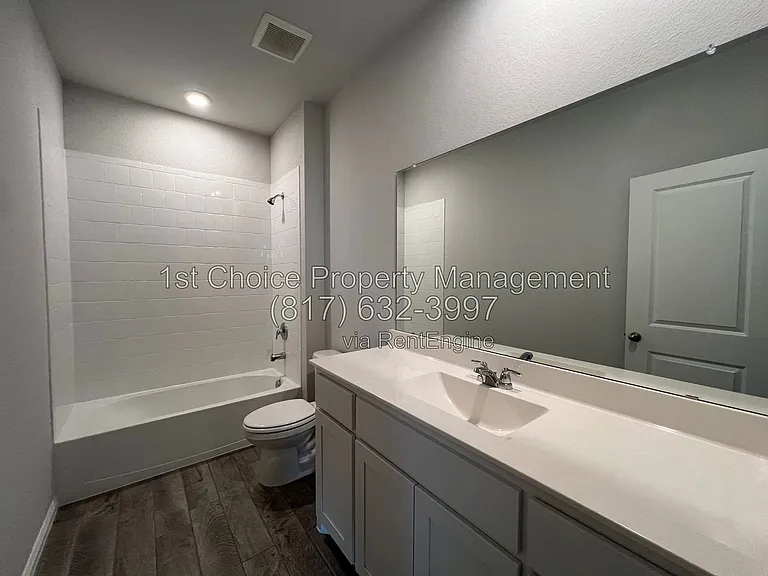 912 Rothville Ln — Photo 57