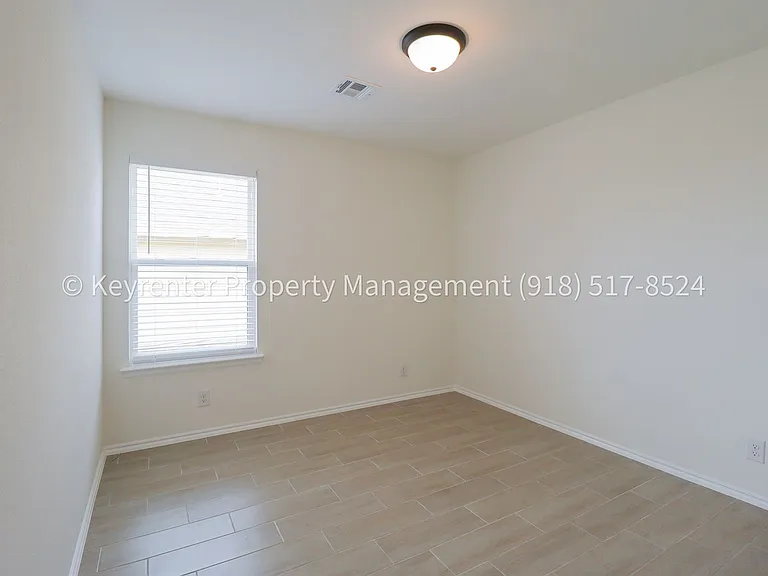11506 E 94th Pl N — Photo 29