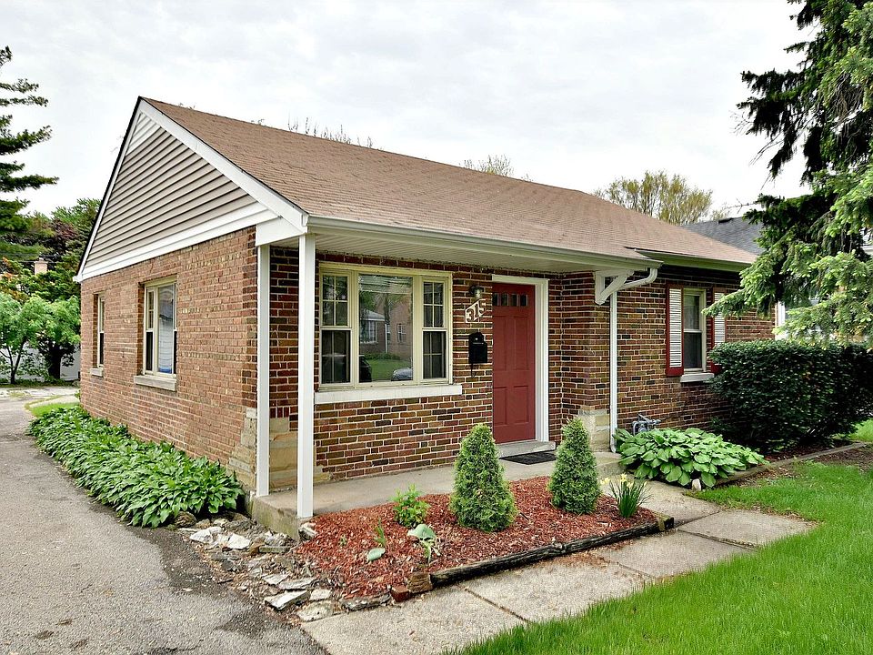 1st image of 315 Buckthorn Ln