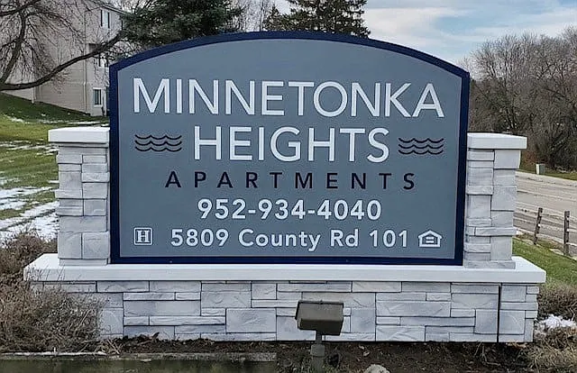 Minnetonka Heights Apartments — Photo 1