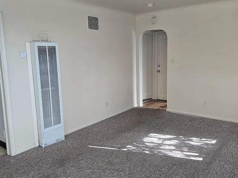 76 W Apricot Ave #2 — Photo 31