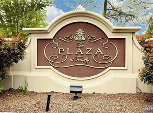 1102 The Plz, Tenafly, NJ 07670