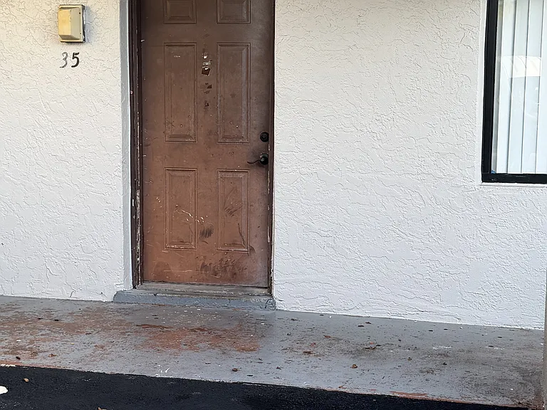 4214 Desoto Ave — Photo 23