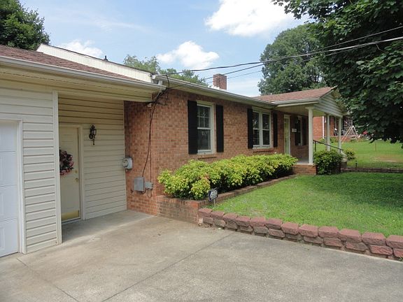 5th image of 1509 Hurd Ave