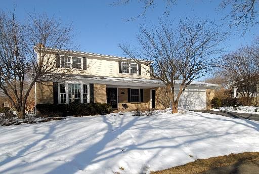 1st image of 1304 W Cottonwood Ln