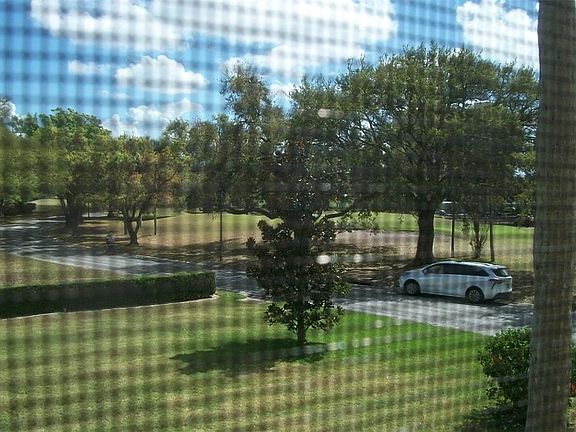 5th image of 2616 COVE CAY DRIVE #207
