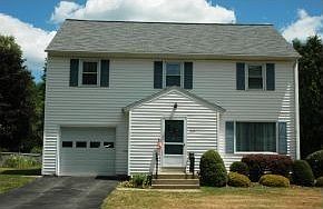 3rd image of 310 Norton Ave