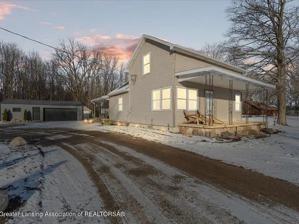 2689 Narrow Lake Rd, Charlotte, MI 48813
