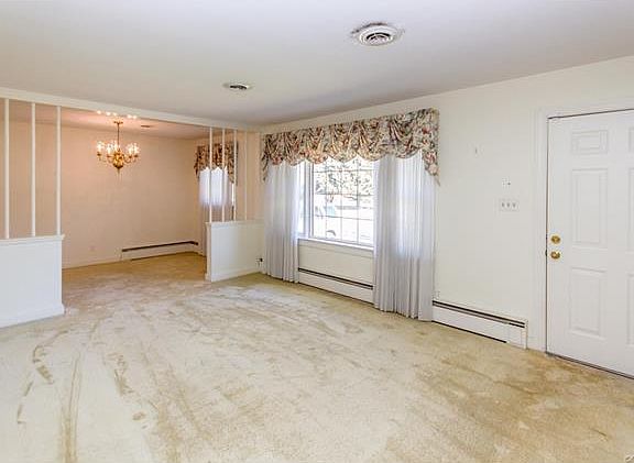 3rd image of 5014 Glendale Ave