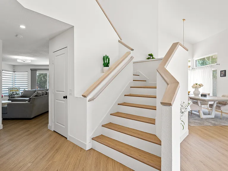 17447 Crestlake Ln — Photo 19