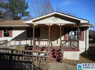 1018 Ronda Ln, Forestdale, AL 35214