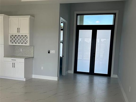 5th image of 3718 58th AVE NE