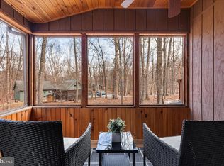 111 Bob White Ln, Hedgesville, WV 25427