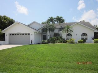 2404 SW 53rd Ter, Cape Coral, FL 33914