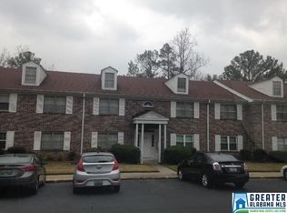 2104 Montreat Ln APT B, Vestavia Hills, AL 35216