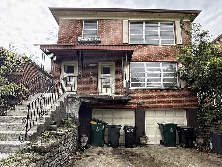 1111 Elm Park Dr — Photo 1