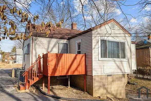 2056 Coleridge Dr — Photo 29