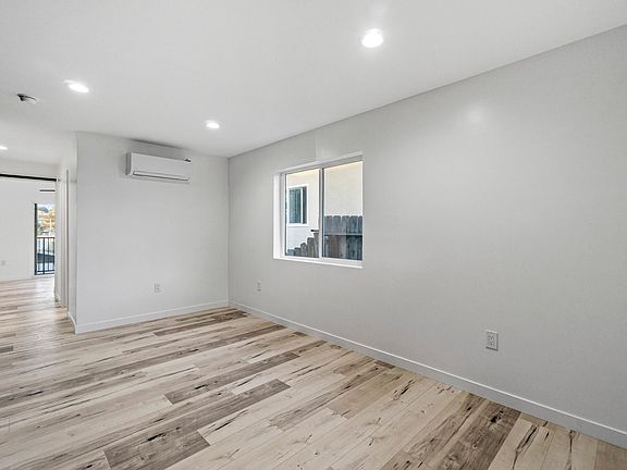 4th image of 4574 Nebo Dr