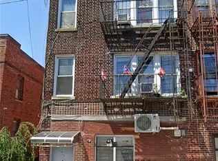 2862 W 17th St, Brooklyn, NY