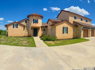 113 Lookout Point, Comfort, TX 78013