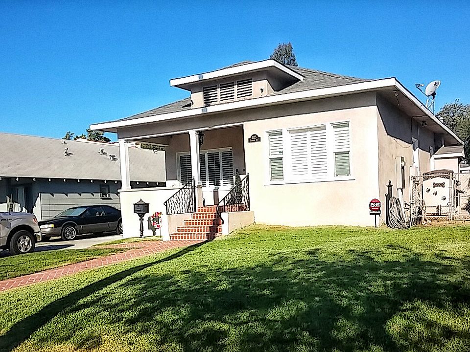 2nd image of 1125 Lincoln Ave