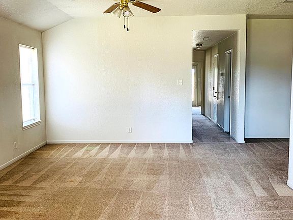 2nd image of 4516 Acorn Creek Trl