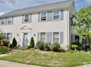 312 Sharon Way #B, Monroe Township, NJ 08831