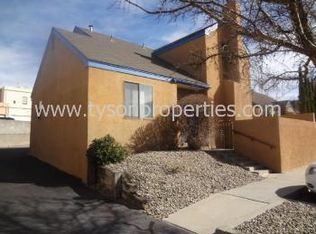 1512 La Charles Dr NE, Albuquerque, NM 87112