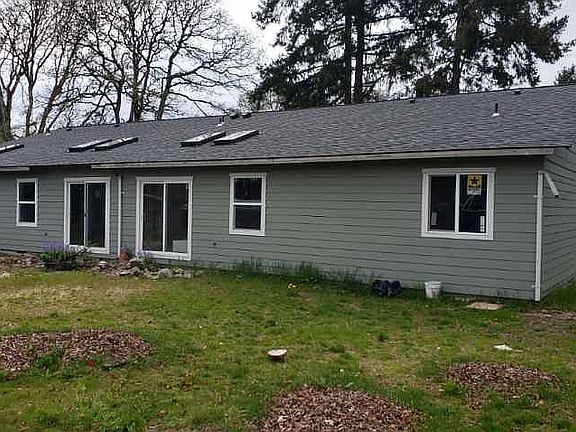 3rd image of 9415 Winona St SW #9417