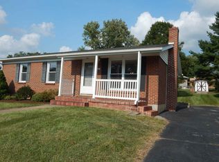687 Phillip St, Staunton, VA 24401