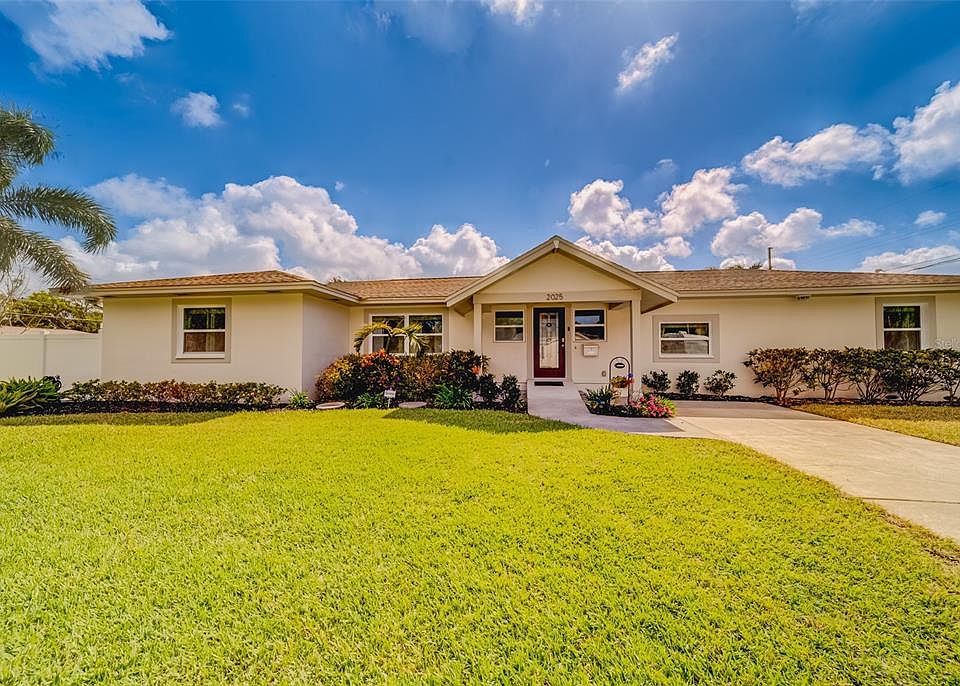 2025 50th St N, Saint Petersburg, FL 33710  Zillow