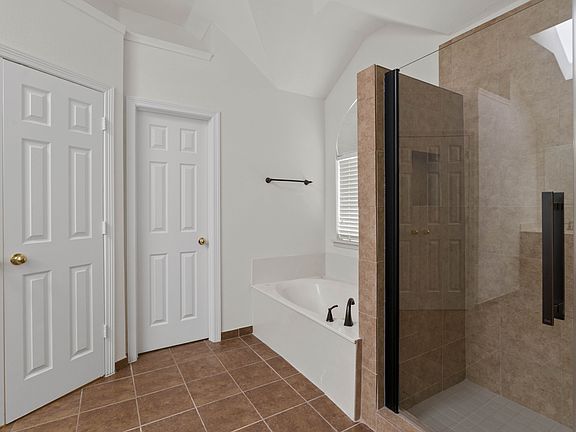 MASTER BATHROOM WITH STANDING SHOWER