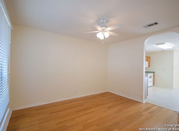 4th image of 1526 Coral Bay