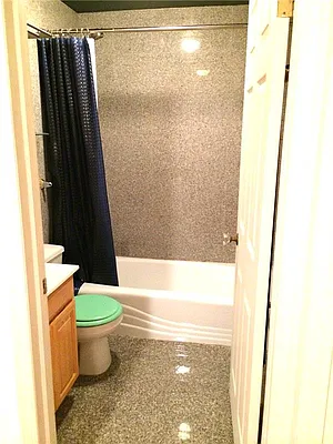 Rented by Kian Realty | media 18