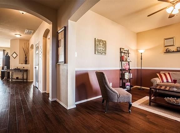 4th image of 15424 Adlong Dr