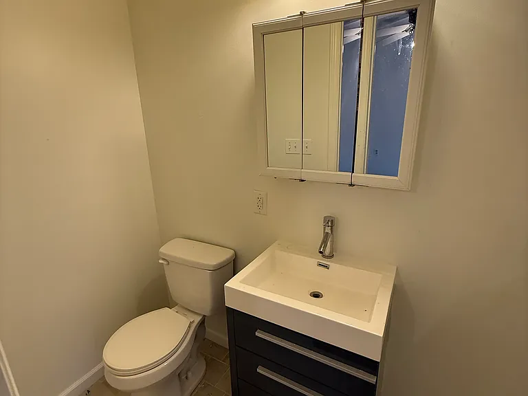 208 Church St — Photo 16