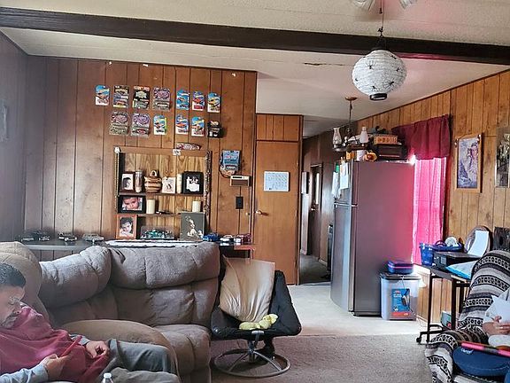 3rd image of 212 Sigler Ave