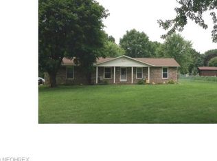 117 Sandy Dr SE, New Philadelphia, OH