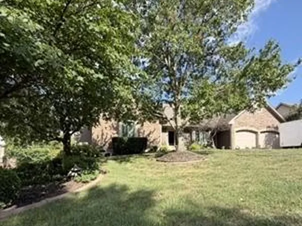 413 N Park Dr, Raymore, MO 64083