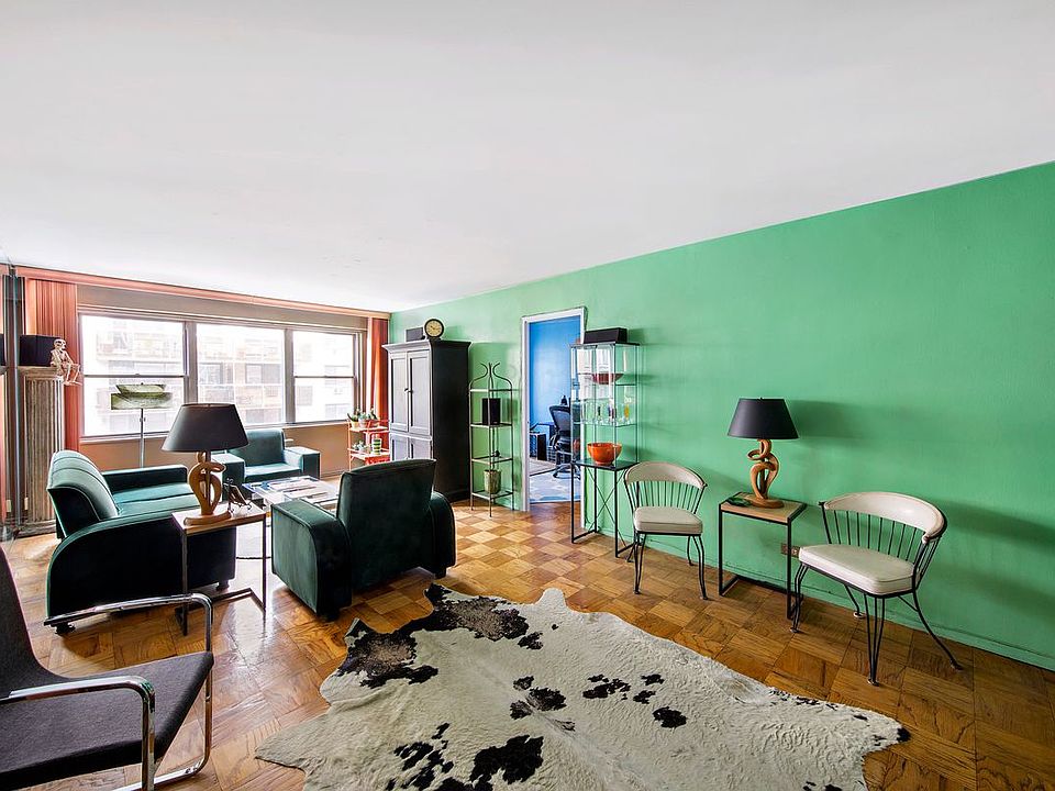 1st image of 3 W 14th St #1010
