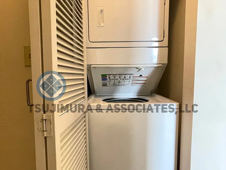1315 Kalakaua Ave #1004 — Photo 8