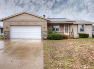 7341 Thomas Ave, Jenison, MI 49428