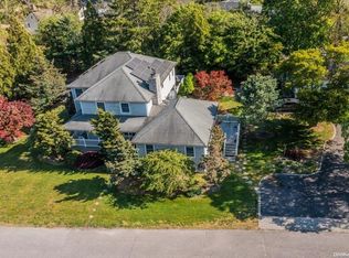 128 Pine Neck Ave, East Patchogue, NY 11772